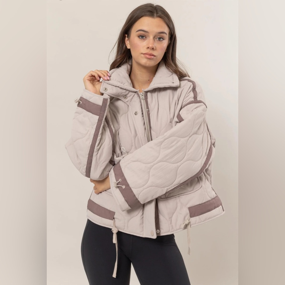 LAST ONE💕 HYFVE Puffer Jacket